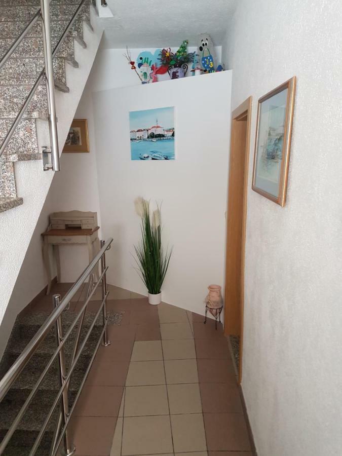 Apartment Narda Baška Voda Exterior foto